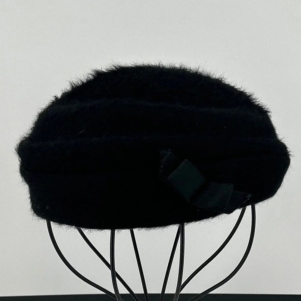 Vintage Black Fuzzy Beret Hat Bow Soft‎ Glam Winter Parisian Style Pillbox